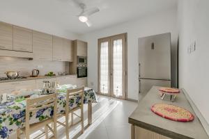 Η κουζίνα ή μικρή κουζίνα στο Casa Nadia - Happy Rentals