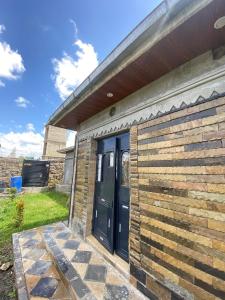 Το κτήριο όπου στεγάζεται  ο ξενώνας +22 φωτογραφίες