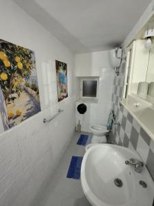 Koupelna v ubytování Casina Vitantonio Valmontone