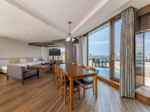 Χώρος καθιστικού στο Izumigo AMBIENT Izu-Kogen Condominium