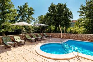 Swimmingpoolen hos eller tæt på Apartments in Silo - Insel Krk 13481