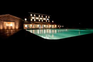 Bassein majutusasutuses VELANERA Hotel & Restaurant või selle lähedal