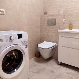 Ένα μπάνιο στο Однокімнатна квартира ЖК Над Бугом