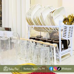 Η κουζίνα ή μικρή κουζίνα στο Spacious Family Home - Acacia Unit by Balay Paz