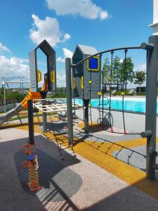 Πισίνα στο ή κοντά στο Habitus Denai Alam Elmina Pool Wifi Netflix +4 φωτογραφίες