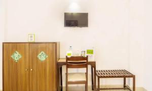 TV a/nebo společenská místnost v ubytování Mayfair Hotel