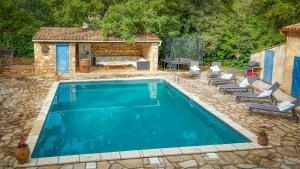 Πισίνα στο ή κοντά στο villa Léonfine +12 φωτογραφίες