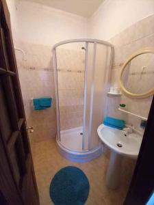 Koupelna v ubytování Apartment in Smrzovka 51888 + 37 fotografií