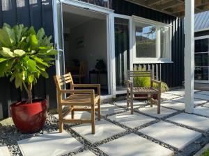 Αίθριο ή υπαίθριος χώρος στο Relax in the Garden Suite +10 φωτογραφίες