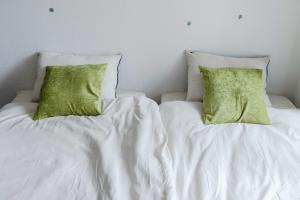 Postel nebo postele na pokoji v ubytování 3 minutes walk from Minami Fukuoka Station, free Wi-Fi + 16 fotografií