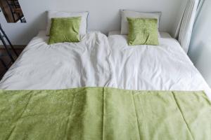 Postel nebo postele na pokoji v ubytování 3 minutes walk from Minami Fukuoka Station, free Wi-Fi