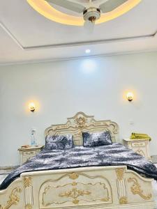 Ένα ή περισσότερα κρεβάτια σε δωμάτιο στο Comfort Family suites