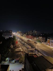 Afbeelding uit fotogalerij van Rooftop Inn in Guwahati