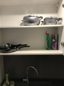 Кухня или мини-кухня в Appartement jardin de Carthage tunisia
