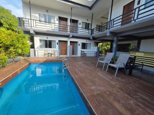 Bazén v ubytování Nangkam Boutique House nebo v jeho okolí