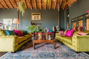 Posezení v ubytování SW1 Lodge