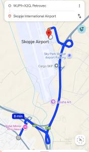 een screenshot van een Google-kaart van de magische luchthaven bij Airport Nest Skopje in Petrovec