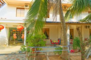 Budova, kde se hotel nachází + 25 fotografií