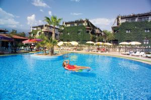 Gallery image of Titan Club Hotel Ultra All Inclusive in Kargicak