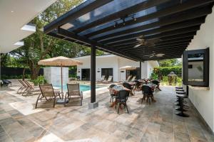 Πισίνα στο ή κοντά στο Le MaGil Boutique Hotel