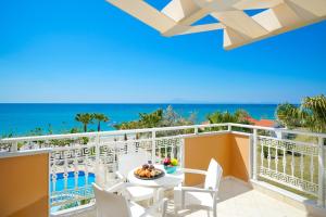 Γενική θέα στη θάλασσα ή θέα στη θάλασσα από  αυτό το ξενοδοχείο