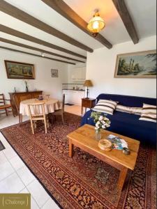 Khu vực ghế ngồi tại Cottage Chêne - Maisonnette indépendante à la campagne