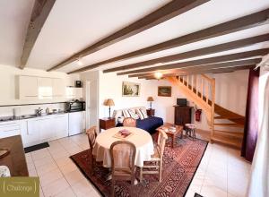 Nhà bếp/bếp nhỏ tại Cottage Chêne - Maisonnette indépendante à la campagne