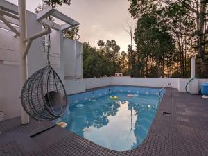 Bazén v ubytování Misty Pool Villa nebo v jeho okolí + 6 fotografií