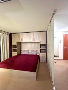 Ένα ή περισσότερα κρεβάτια σε δωμάτιο στο Leo Loft - Mountain Getaway near Slopes +17 φωτογραφίες