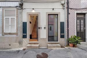 Facaden eller indgangen til Casa Ponte Dos Namorados