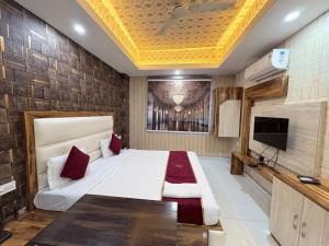 TV a/nebo společenská místnost v ubytování Hotel The Marvellous