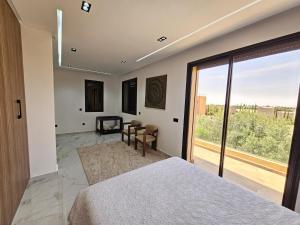 TV a/nebo společenská místnost v ubytování villa Daraa