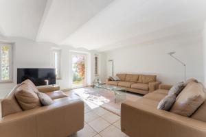 Et opholdsområde på Vue Mer - Grande Terrasse - Jardin Privé & Parking