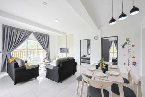 Posezení v ubytování Mario-Inspired Highlands Escape Family Homestay Clover Home 5-20