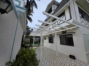 Φωτογραφία από το άλμπουμ του The Gable σε Seringapatam