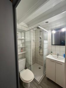 Et badeværelse på À deux pas du courant