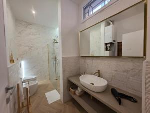 Vannituba majutusasutuses MWC - Modena via Ganaceto 100 +22 fotot