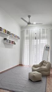 Posezení v ubytování Anggun's palace + 4 fotografie