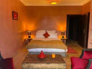 Ένα ή περισσότερα κρεβάτια σε δωμάτιο στο Villa Dilyas Marrakech +59 φωτογραφίες