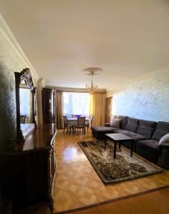 Fotografie z fotogalerie ubytování Sunrise Apartment Gai Avenue One, Yerevan v Jerevanu