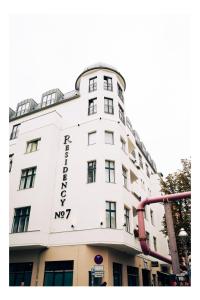 Bygningen som lejlighedshotellet ligger i