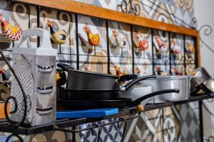 Η κουζίνα ή μικρή κουζίνα στο Casa Manacah - casa em Tiradentes +62 φωτογραφίες