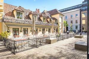 Το κτήριο όπου στεγάζεται  το διαμέρισμα