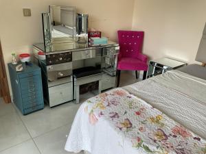 Η κουζίνα ή μικρή κουζίνα στο Kenyon