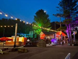 Fotografie z fotogalerie ubytování Condo de luxe au pied de la montagne v destinaci Saint-Sauveur-des-Monts