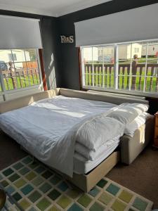 Postel nebo postele na pokoji v ubytování Sunshine Lodge Haven Lakeland + 43 fotografií