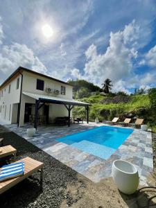 Πισίνα στο ή κοντά στο Villa Aloha Martinique