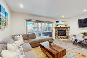 Posezení v ubytování Peace Among the Pines