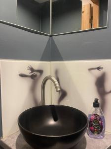 Φωτογραφία από το άλμπουμ του Jacuzzi Loft in the Center of Riga στη Ρίγα