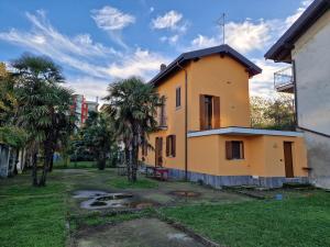 Budova, kde se vila nachází